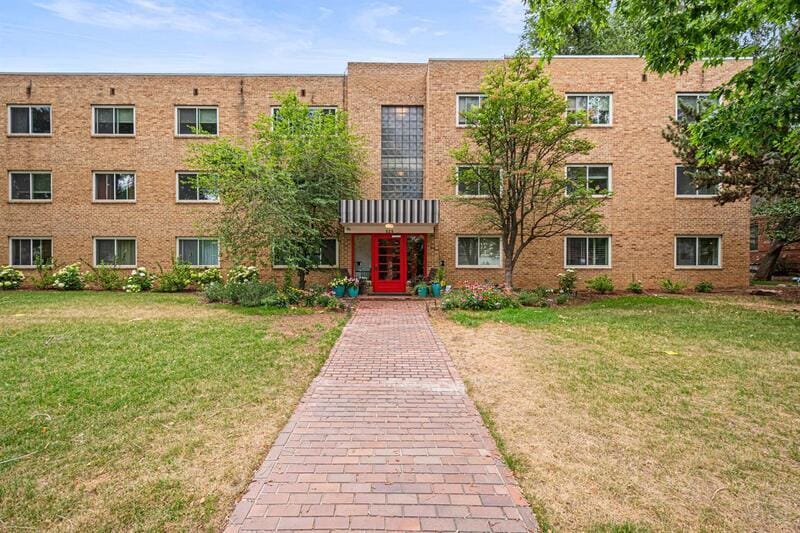 Photo - 525 N Jackson St