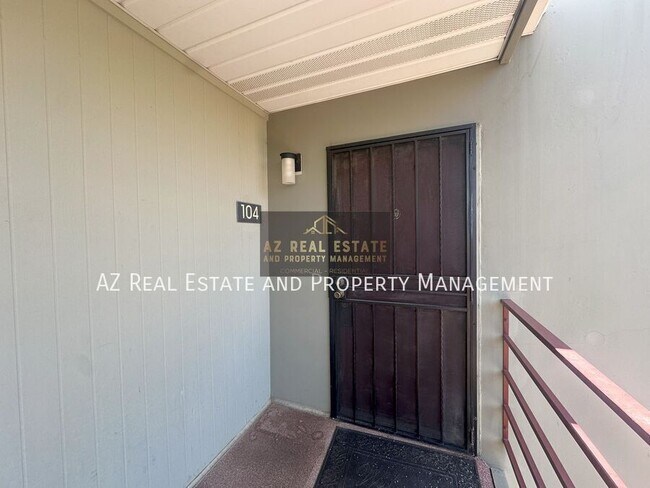 Building Photo - 4620 N 68th St