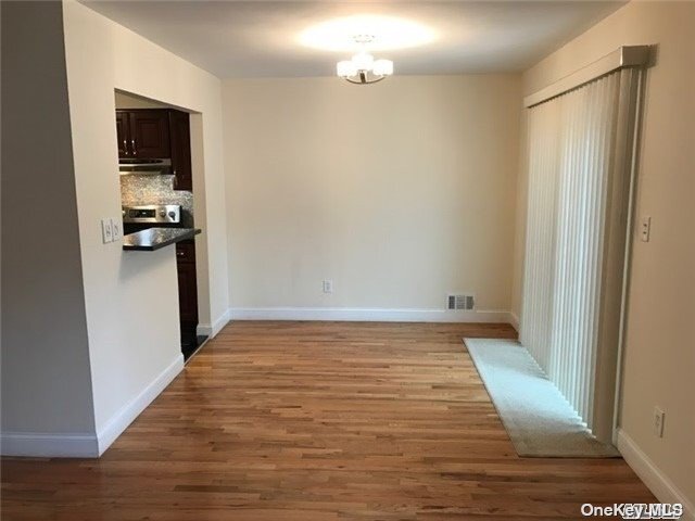 Building Photo - 208-40-208-15 15th Dr