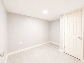 Building Photo - 204 S 74th 1/2 St