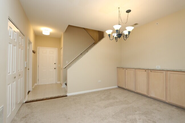 Foto del edificio - 3333 Stratford Ct