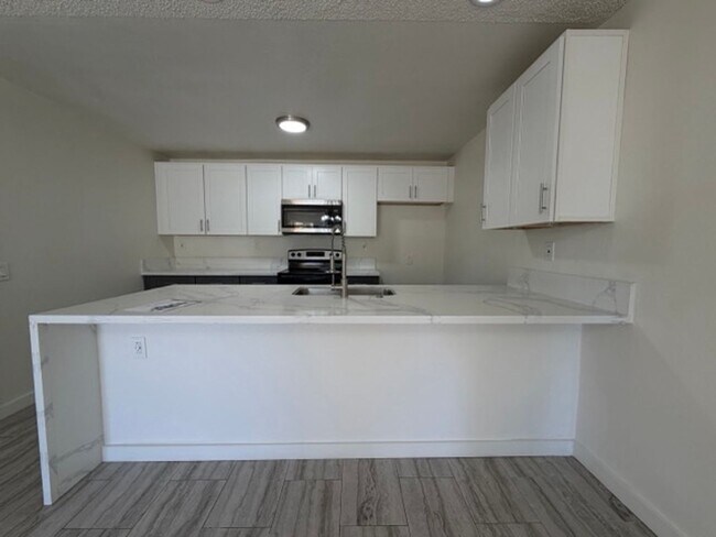 Foto del edificio - 1541 E Quincy Ave