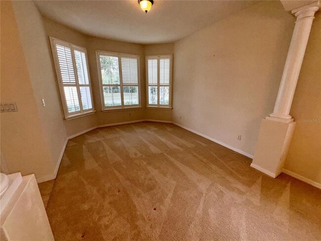 Foto del edificio - 8556 Lake Windham Ave