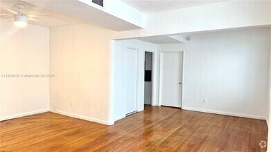 Building Photo - 751 Euclid Ave