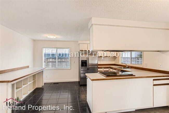 Foto del edificio - 3 br, 2 bath House - 5322 SE Golden Rd