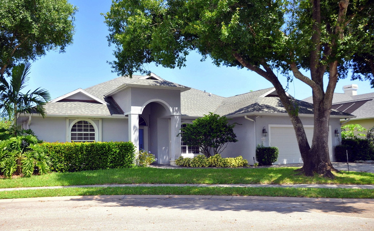 Primary Photo - 4040 8th Ln
