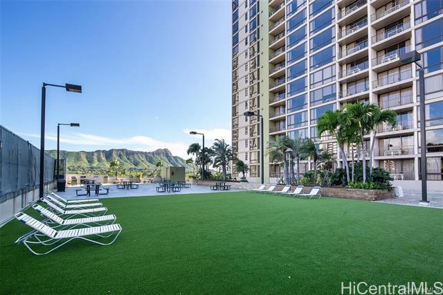 Building Photo - 229 Paoakalani Ave