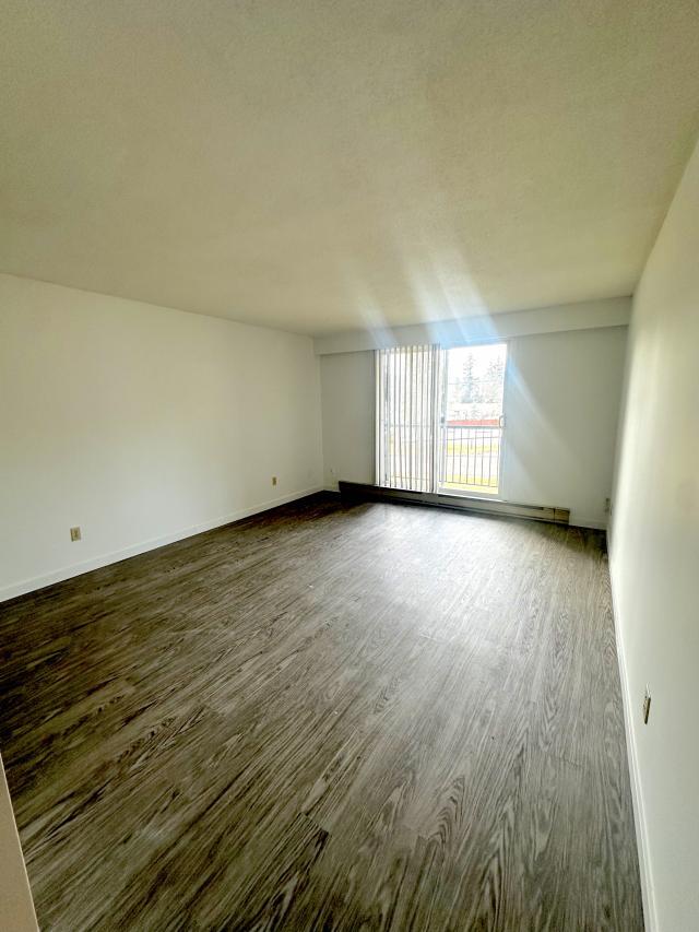 Photo du bâtiment - 1 bedroom in Quesnel BC V2J 2T5