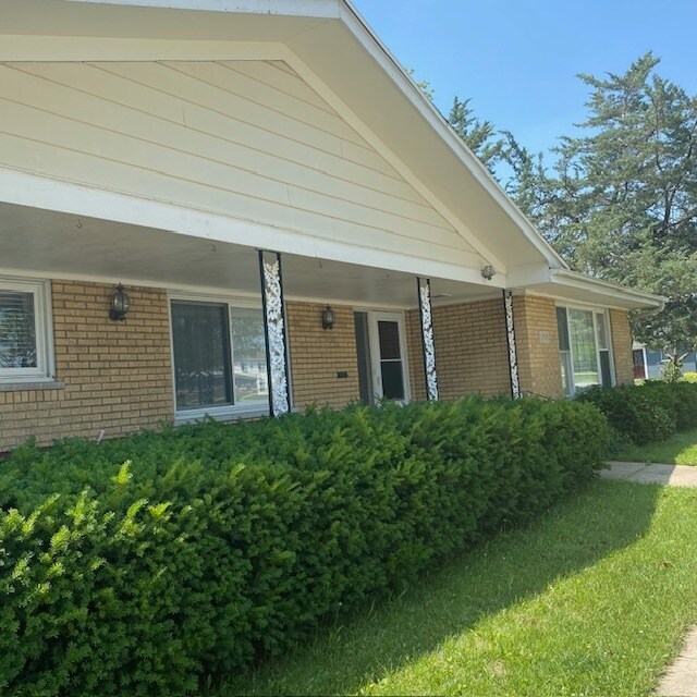 Building Photo - 1301 Superior Ave