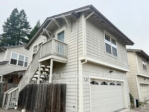 Building Photo - 565 Jorgensen St