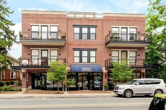 Building Photo - 1200 Grandview Ave