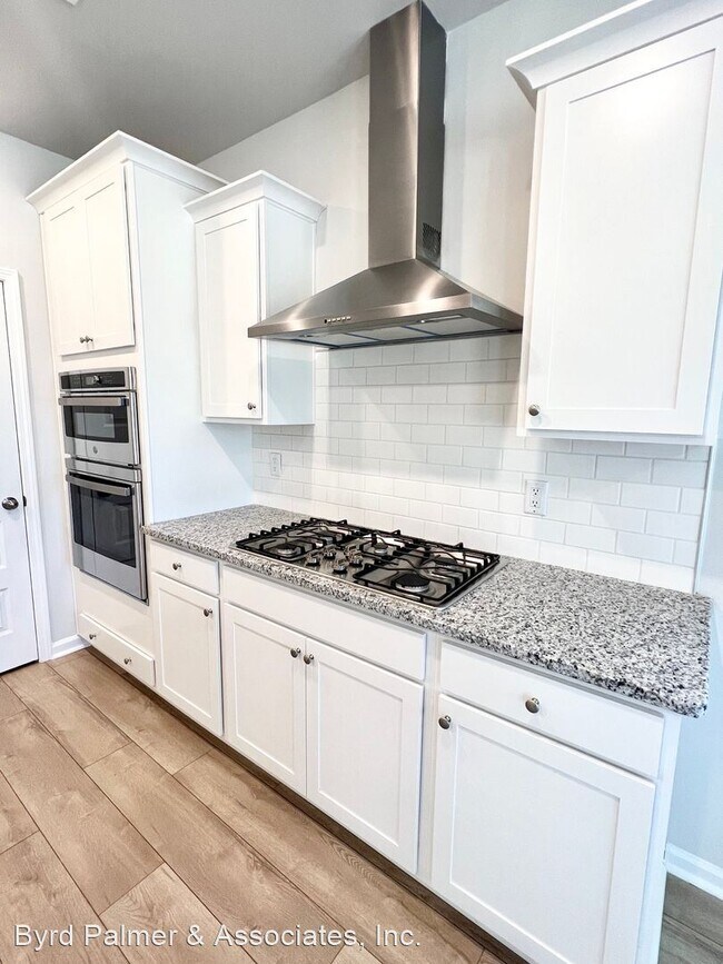Building Photo - 3 br, 2 bath House - 5817 Whitebark Drive