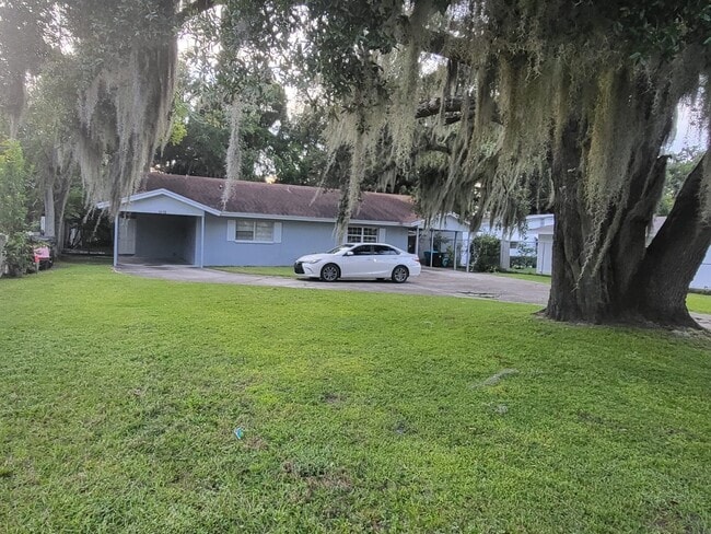 Building Photo - 1508 S Lee Ave