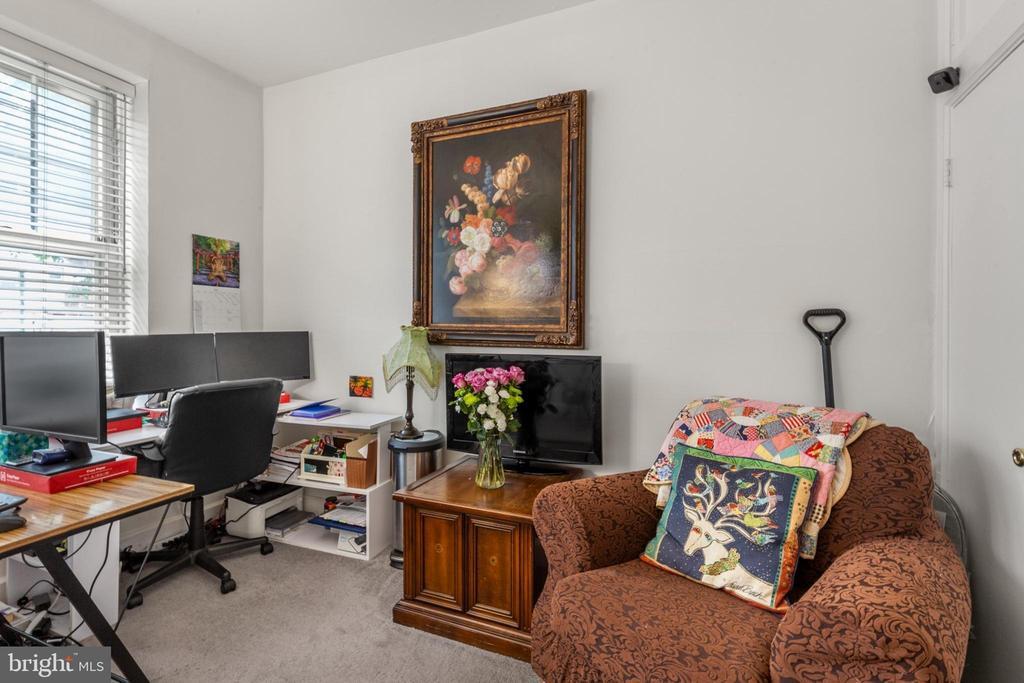 308 Bainbridge St Unit 1, Philadelphia, PA 19147 Room for Rent in