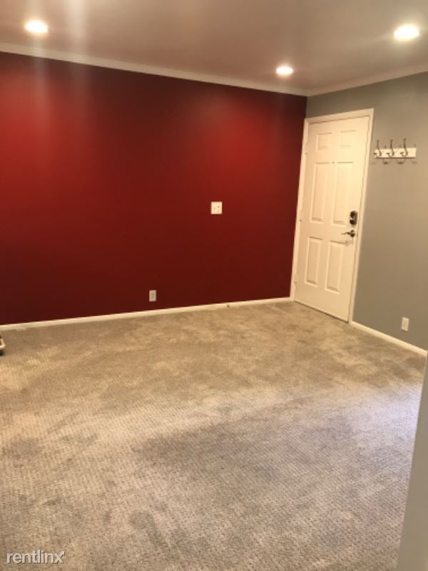 Building Photo - 6149 1300 E