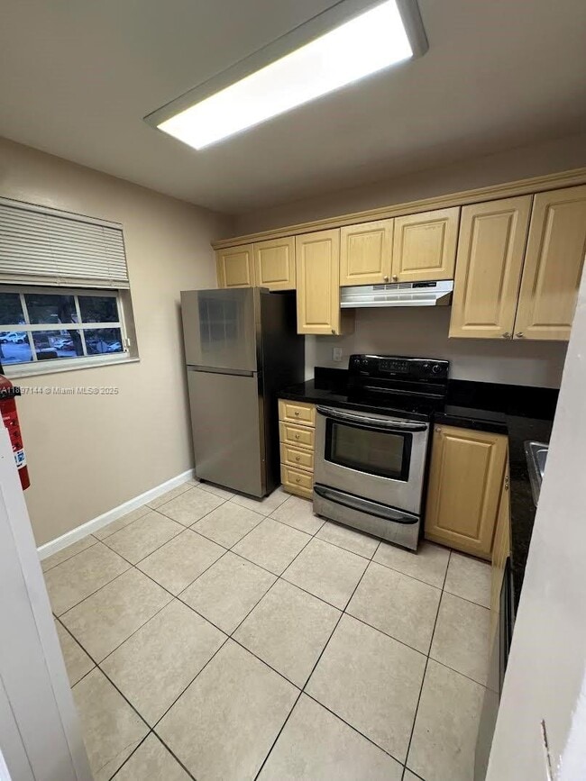 Foto del edificio - 10337 NW 8th St