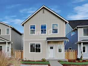 Building Photo - 33142 Ten Trails Pkwy