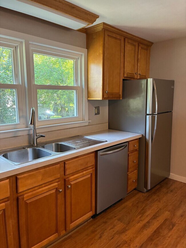 Foto del edificio - Charming ranch in beach community