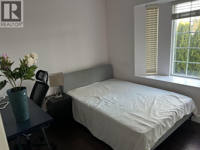 Photo du bâtiment - 5510 Rumble St