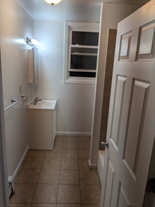 295 S 9th St Unit 2, Newark, NJ 07103 Condo for Rent in Newark, NJ