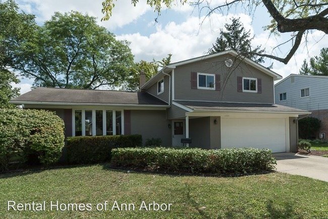 Foto del edificio - 3 br, 1.5 bath House - 1525 Dicken Dr