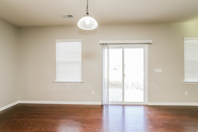 Foto del edificio - 118 Sequoia St