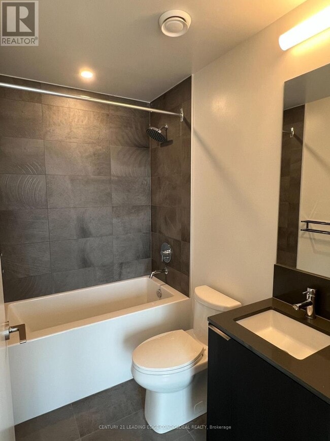 Photo du bâtiment - 7890 Jane St