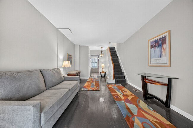 Foto del edificio - 602 S Macon St