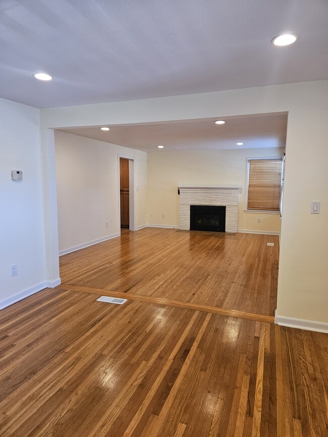 Living Room - 1427 27th Ave