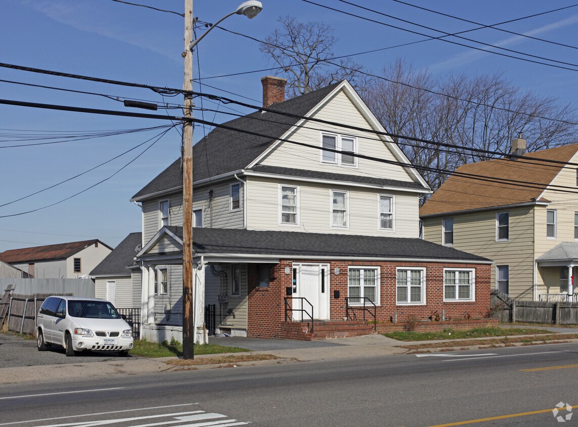 Foto del edificio - 1779 Union Blvd