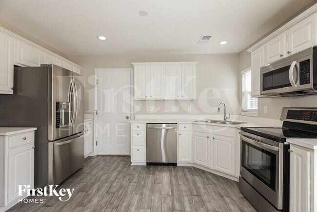 Foto del edificio - 2807 Cougar Hill Ct