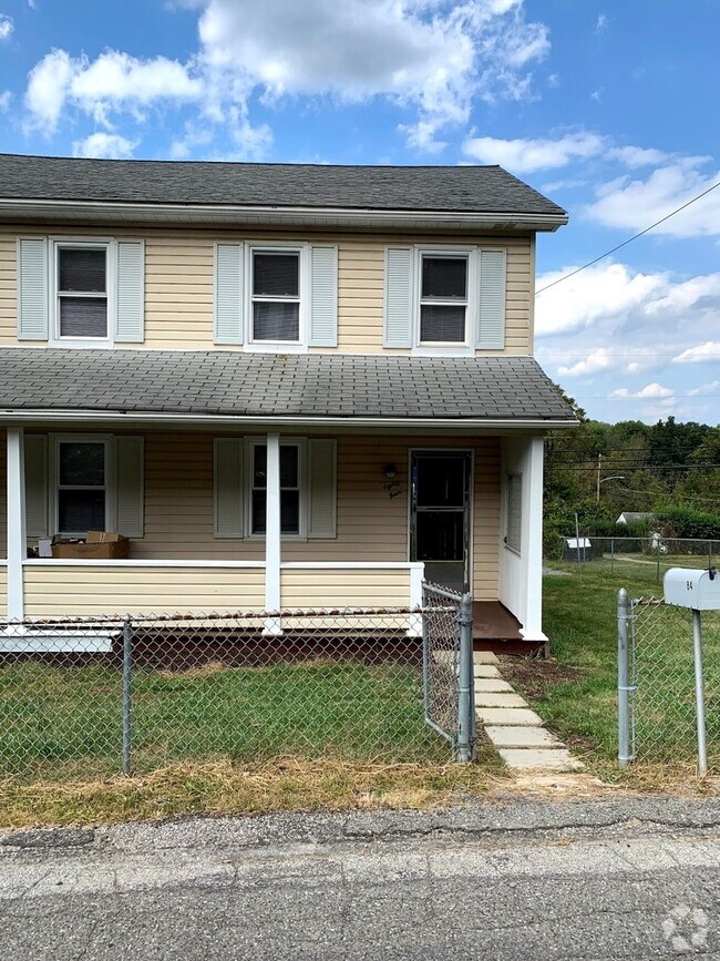 Building Photo - 83-84-84 Campbell Ave