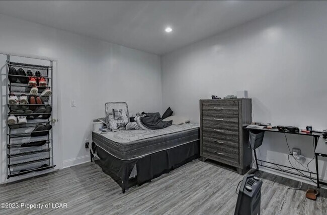 First bedroom - 838 S Franklin St