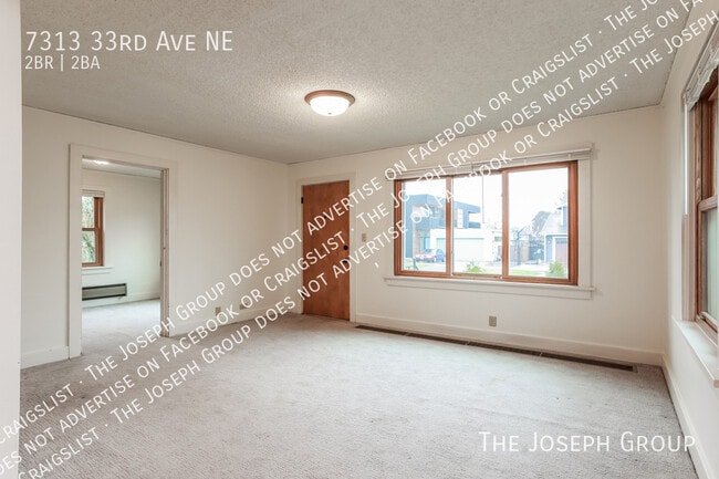Building Photo - 7313 33rd Ave NE
