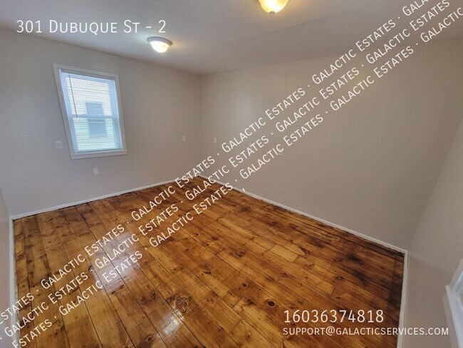 Foto del edificio - 301 Dubuque St