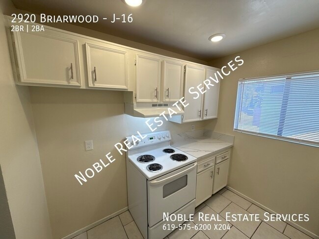 Foto del edificio - 2920 Briarwood-J-16