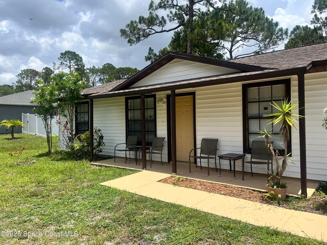 Foto principal - 279 Webbwood Ave SW