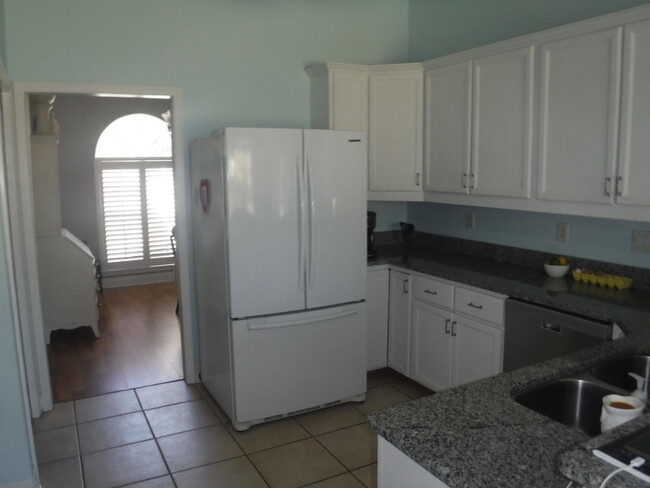 Foto del edificio - 7546 Pepperwood St