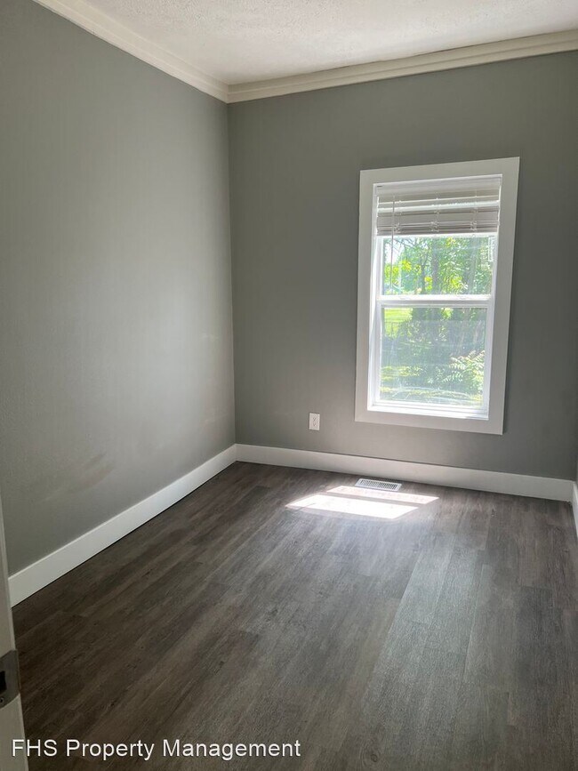 Foto del edificio - 3 br, 1 bath House - 1330 N Broadway