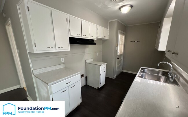 Foto del edificio - 3503 W Deerwood Ave