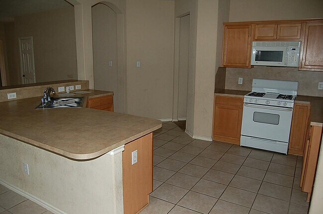 Foto del edificio - 22023 Thorngrove Ln