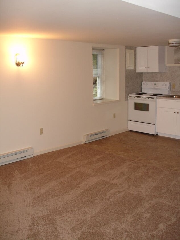 Primary Photo - 739 Pennsy Rd