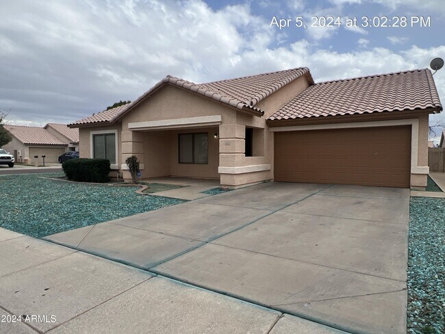 Foto del edificio - 8501 W Hazelwood St