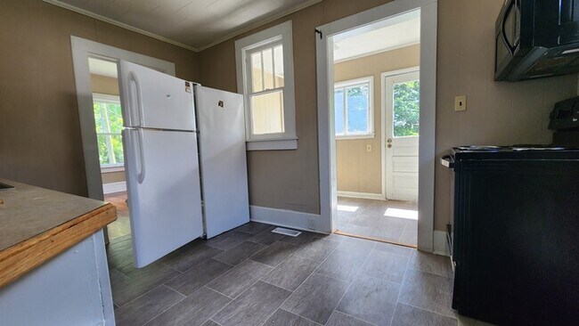 Foto del edificio - Craftsman Bungalow for Rent
