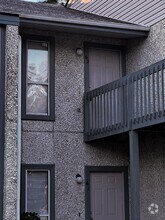 Building Photo - 910 Brett Dr