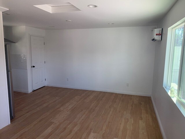Foto del edificio - 2229 S Longwood Ave