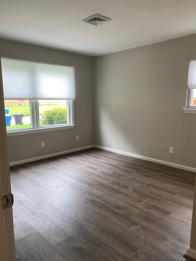 Building Photo - Beautiful Home for Rent in Windsor Woods!