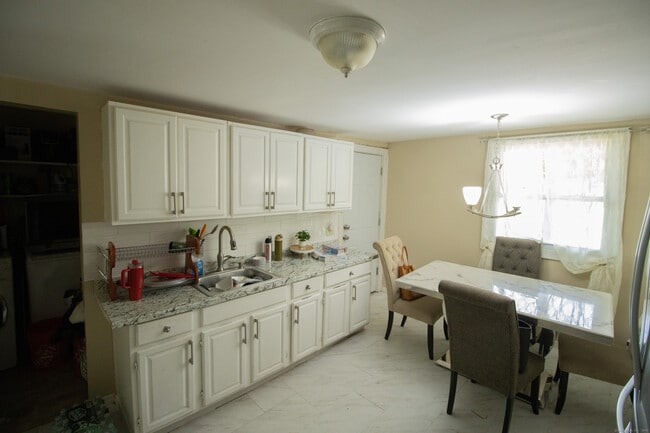 Foto del edificio - 175 Chestnut Ave