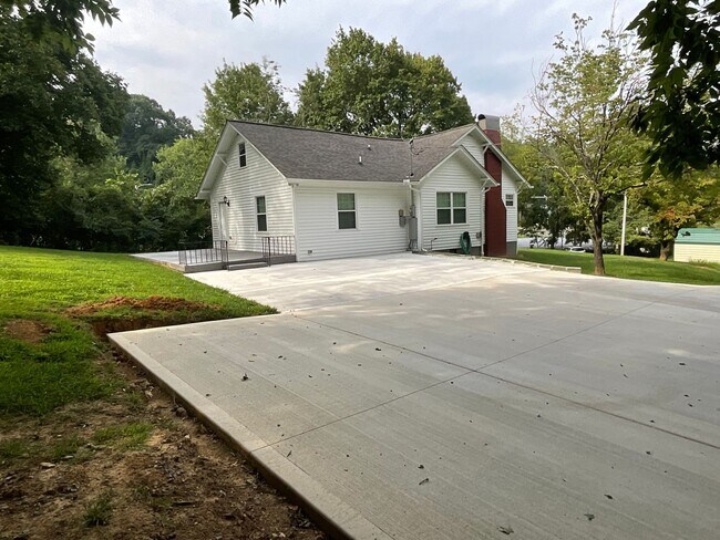 Foto del edificio - Very nice 2 bed/1 bath home - Morristown