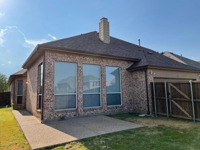 Foto del edificio - 4077 Truman Dr